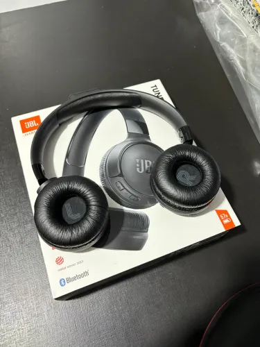 JBL Tune 520bt