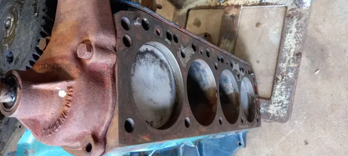 Broco motor opala 4.silindro gasolina