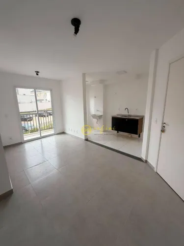 Apartamento com 2 Quartos, 45 m² - aluguel por R$ 2.200/mês venda por R$ 320.000 - Condomí