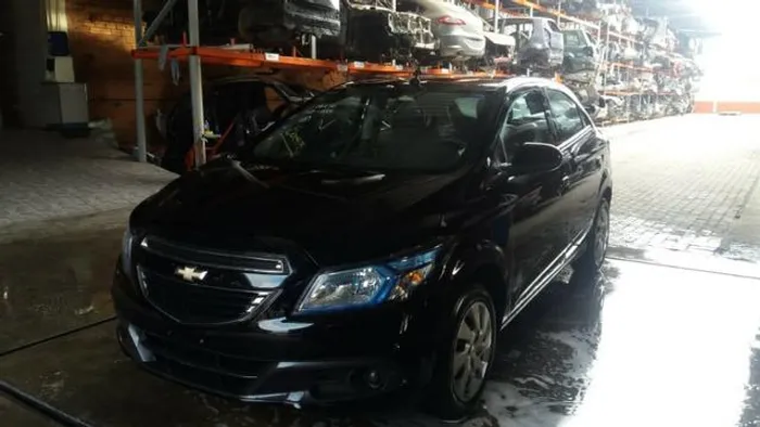 Peças usadas Chevrolet Onix 2013 2013 1.4 8v flex 106cv câmbio manual