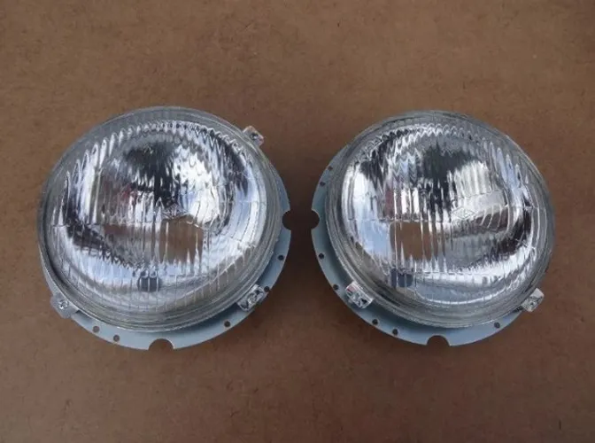 Farol Par Fusca 1976 À 1996 E Kombi 1976 Em Diante Novo