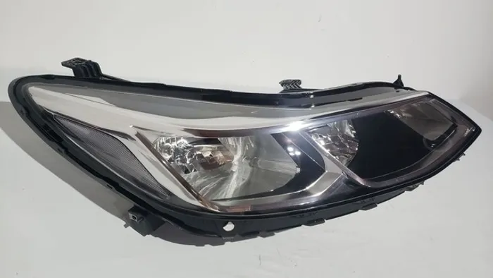 Farol Cruze Ld 17/18:19 Original 