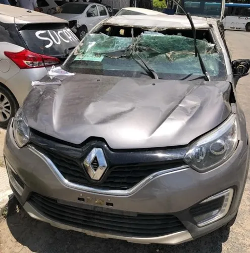 Sucata Renault Captur 2020 para venda de peças.