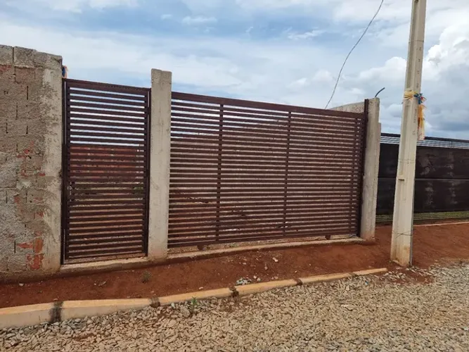 VENDO LOTE 400M RUA 3 NA 26 SETEMBRO OU TROCO POR CARRO DO MEU INTERRESSE ..