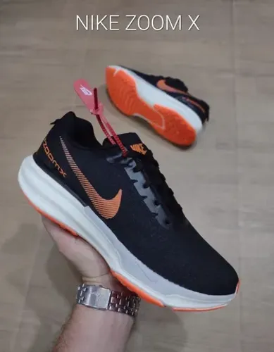 Tênis Nike Zoom X