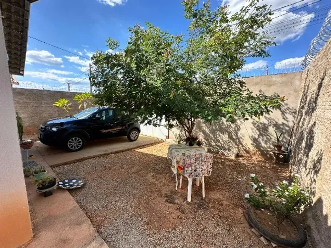 Casa com Ar Condicionado e Energia Solar no Araras II
