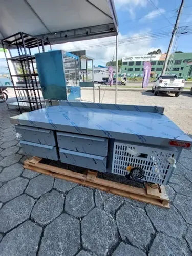 Balcão para hamburgueria refrigerado 1,55m com 4 gavetas 