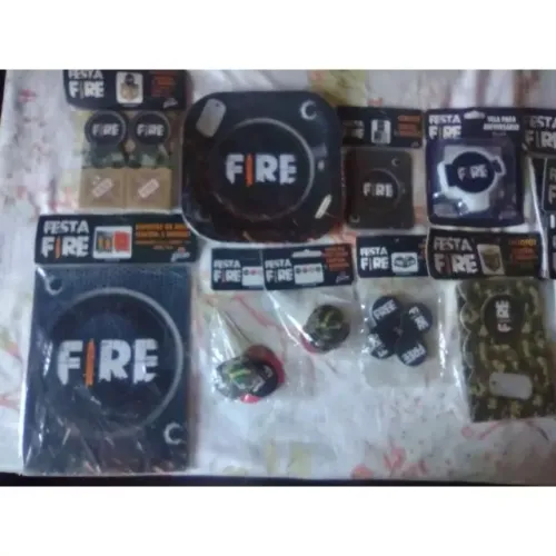 Kit Festa Tema Free Fire 12 Itens Diversos