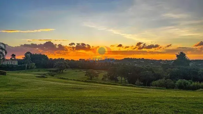 Terreno a venda em condomínio de 420 m2 no Reserva Village Prado em Indaiatuba/SP
