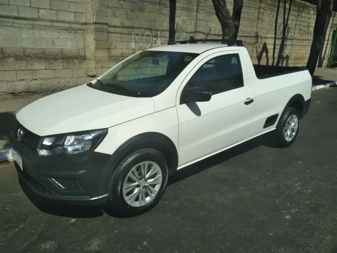 Saveiro Robust 2022 completa (Pneus novos)