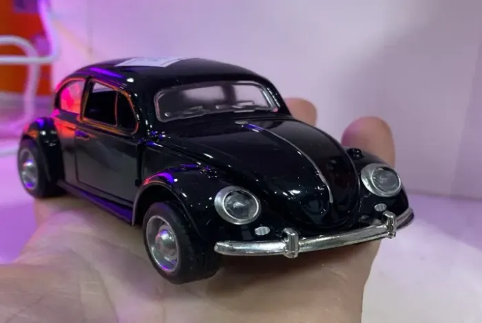 Fusca Miniatura Brinquedo Carrinho de Ferro -Abre Portas - Pneu de Borracha  Loja Coimbra 