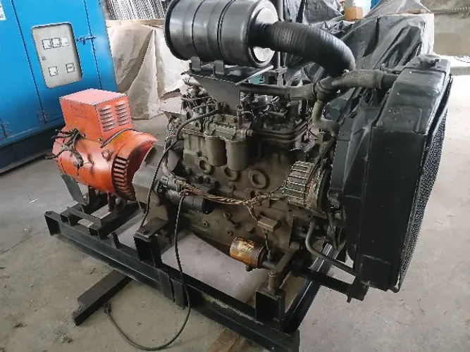 Locação de Gerador de 50 KVA Bambozzi trifásico 220/127 Volts com motor a diesel MWM