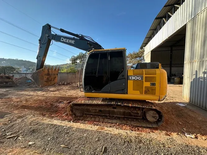 Escavadeira John Deere 130G 2015
