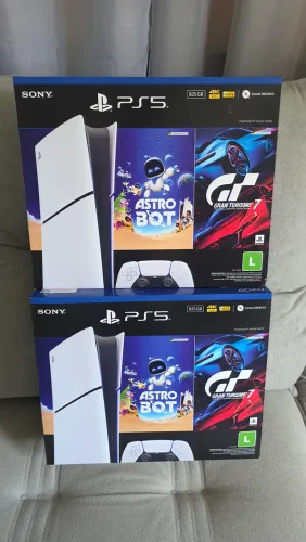 Playstation 5 com 2 jogos grátis,  nacional lacrado, 1 ano de garantia. PROMOÇÃO!