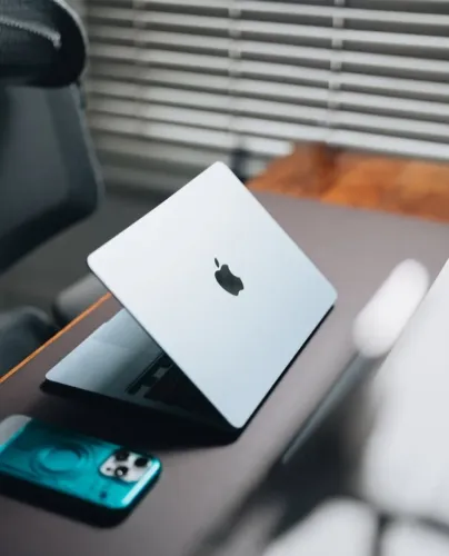 MacBook Air M4 16Gb/256Gb 13.6? SKY BLUE - NOVO/LACRADO