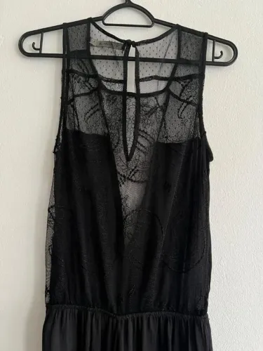 Macacão ZARA preto rendado novo, modelo raro MARAVILHOSO!