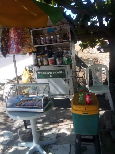 Vendo esse Fiteiro prá levar motivo comprei outro maior 
