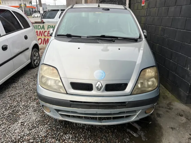 Sucata Renault Scenic 2.0 16v manual 2005 vendo peças