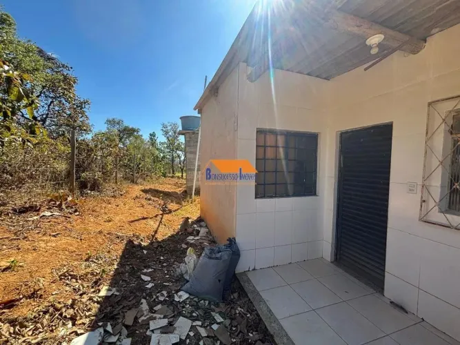 Sítio em Lote de 1.800 m², com casa de 2 quartos, Bairro Palmeiras, Caetanópolis/MG