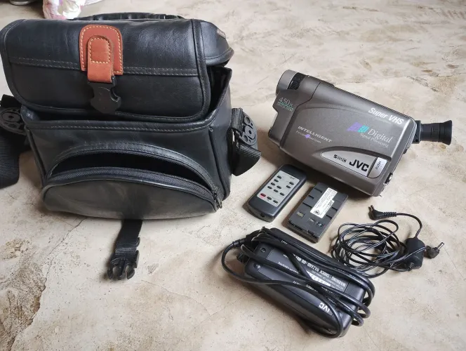 Filmadora JVC Super VHS Digital
