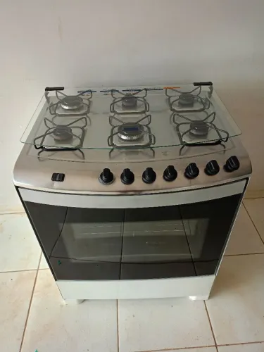 Fogão 6 bocas Entrego