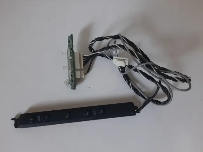 Botão Power e volume + sensor controle Remoto Tv Philips 40 Mod: 40pfl5605d/78 Usado