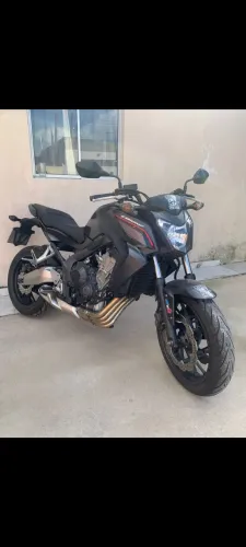 Honda CB650f não tem melhor