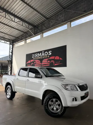 Hilux SRV 2.7 FLEX 