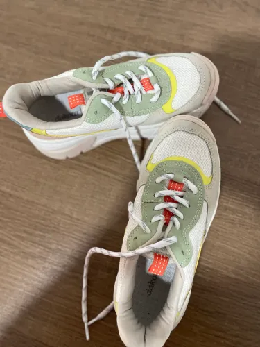 Tênis feminino DAKOTA