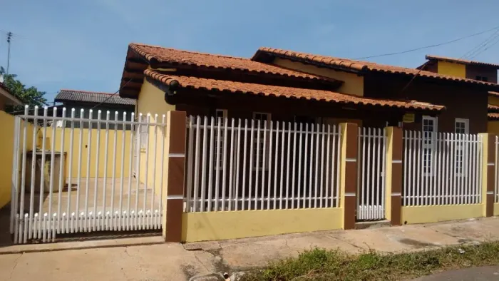 VENDO CASA BAIRRO CRISTO REI