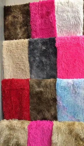 Tapetes de Pelúcia Coloridos - Diversas Cores