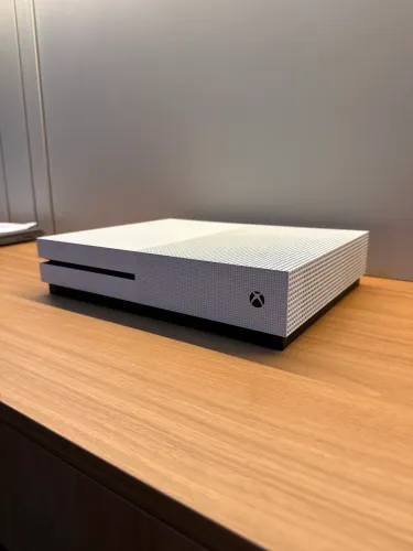 Xbox One S 1tb