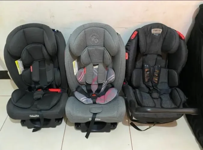 Cadeirinha Fisher-Price ISOFIX 
