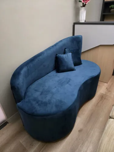 Sofá Orgânico Em Tecido Suede