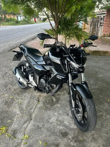Yamaha Fazer FZ15 2024