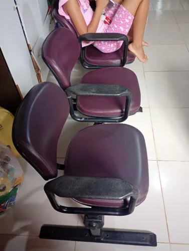 Cadeiras flex conjunto de 4 acentos.