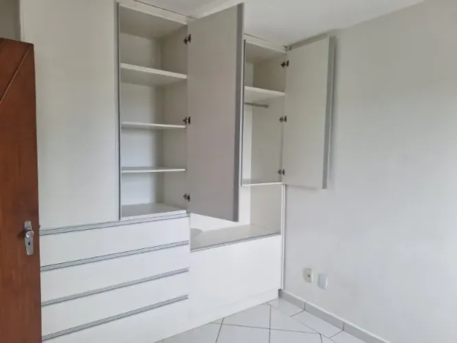 Apartamento 2 quartos, 2 banheiros, Setor Sul, Goiânia. 