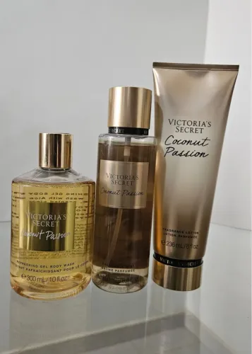 Kit Victoria?s Secret?s Coconut