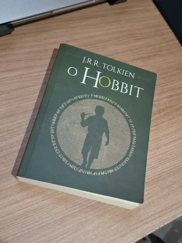 O Hobbit - J.R.R. Tolkien - Edição de bolso