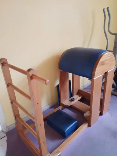 Vendo equipamento de pilates e local