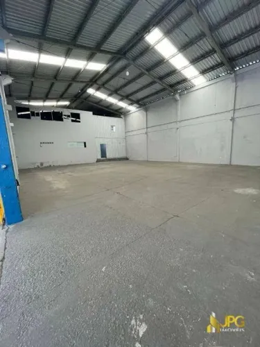 Galpão para alugar, 550 m² por R$ 20.000/mês - Balneário Camboriú/SC