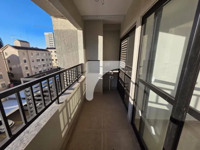 Apartamento Condomínio Le Chalet com 2 dormitórios à venda, 56 m² por R$ 450.000 - Parque 