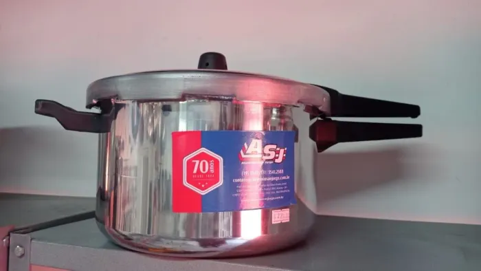 Panela de Pressão ASJ 7 Litros fechamento externo