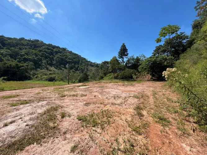 Terreno à venda, São Pedro - Brusque/SC
