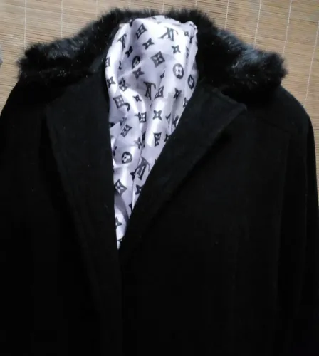 Casaco preto ZARA La  gola pele Gg