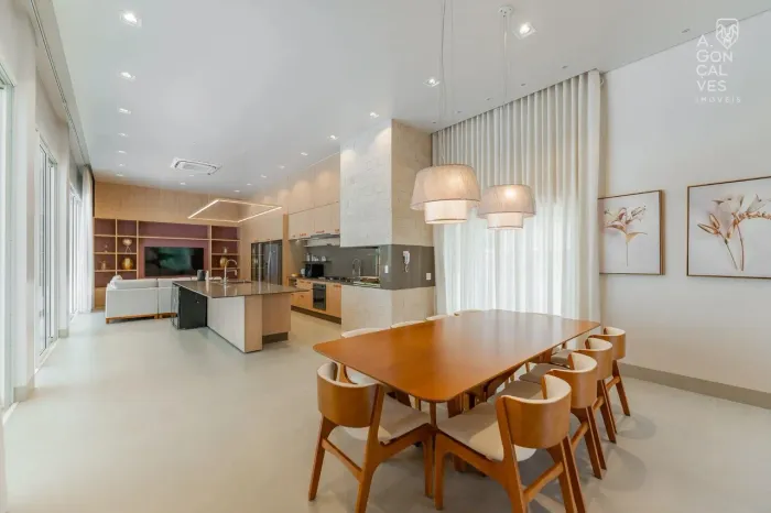 Casa em Condomínio no Paysage Evergreen, 4 Suítes, Suíte térrea, Santa Felicidade, Curitib