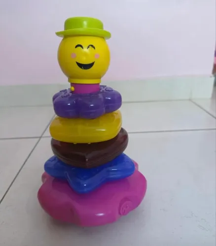 Brinquedo Torre de empilhar