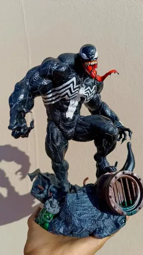 Estátua Venom - Decoração Colecionável