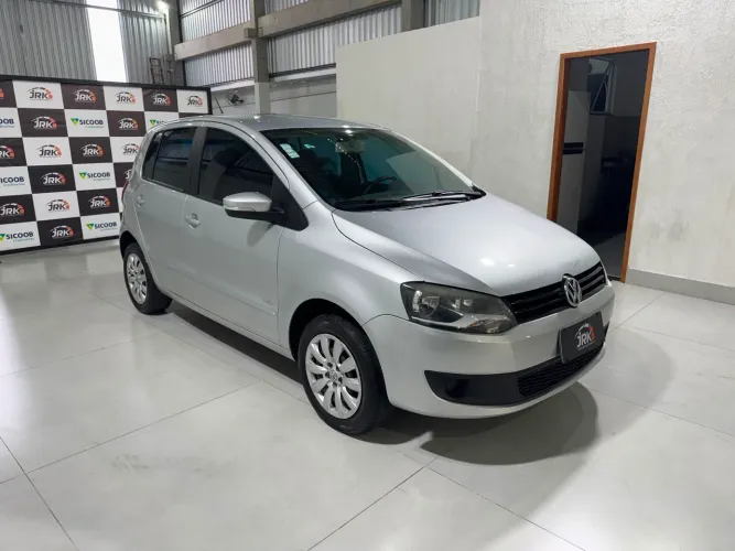 Volkswagen Fox 1.6 MI Total Flex 8V 5P 2014