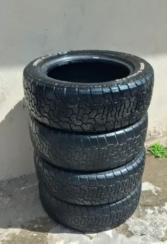 Vendo 4 Pneus aro 16